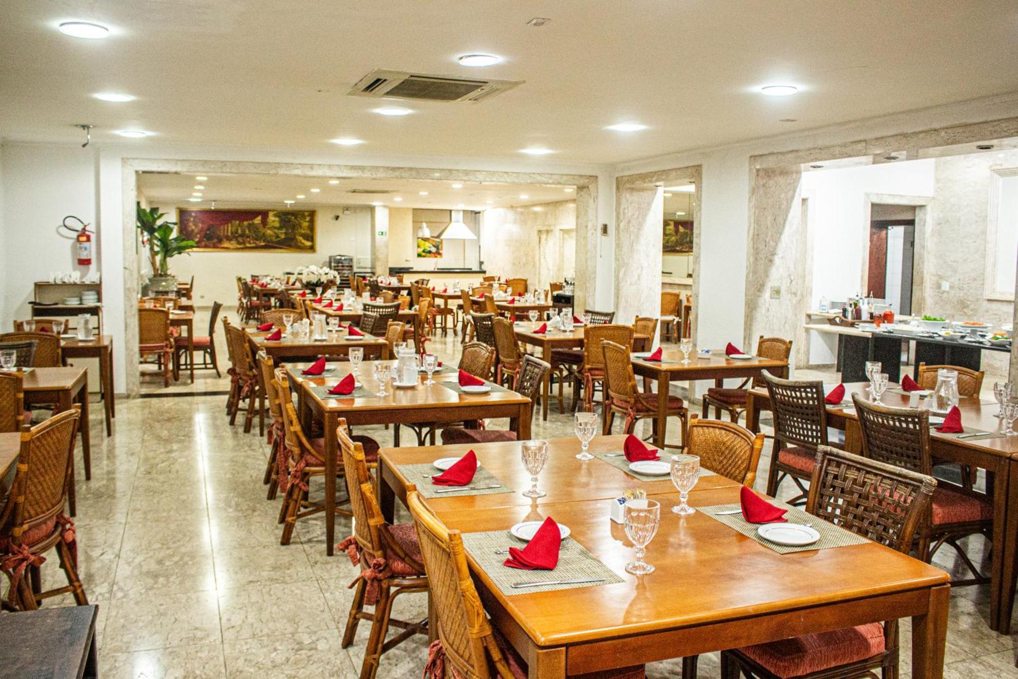 Radio Hotel Resort & Convention 세라니그라 외부 사진