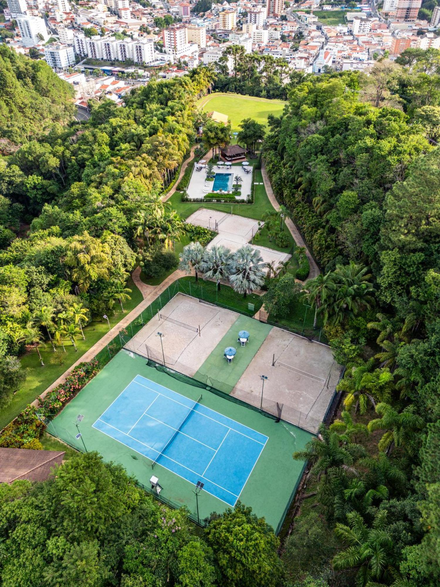 Radio Hotel Resort & Convention 세라니그라 외부 사진